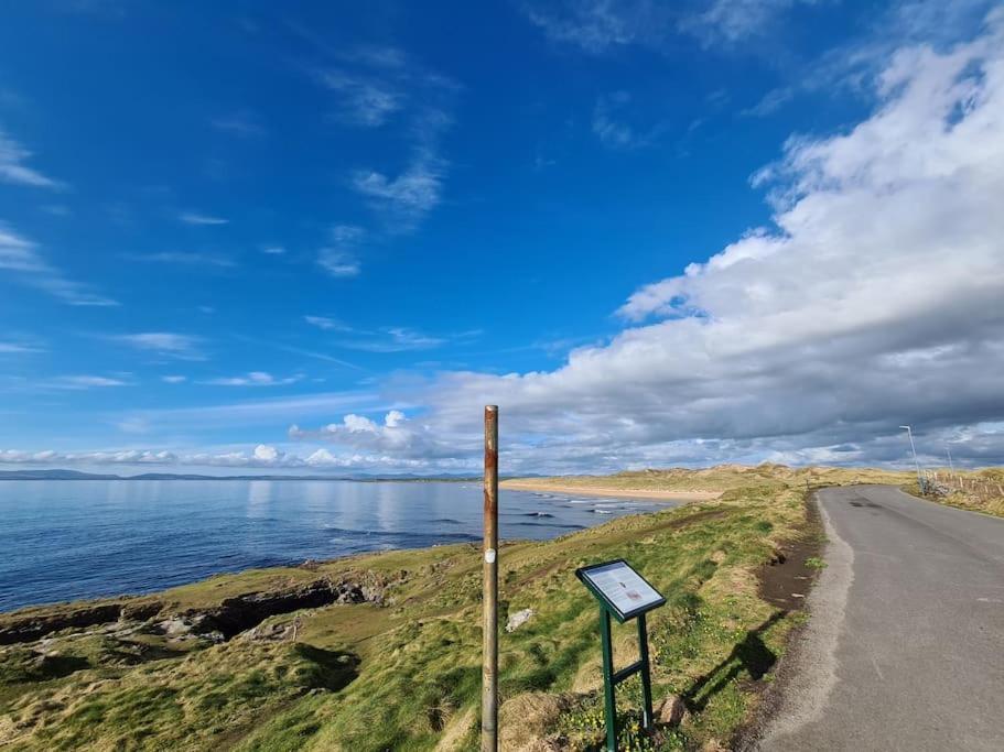 Bundoran Seaside Stays House - Wifi, Large Spacious Home Kültér fotó