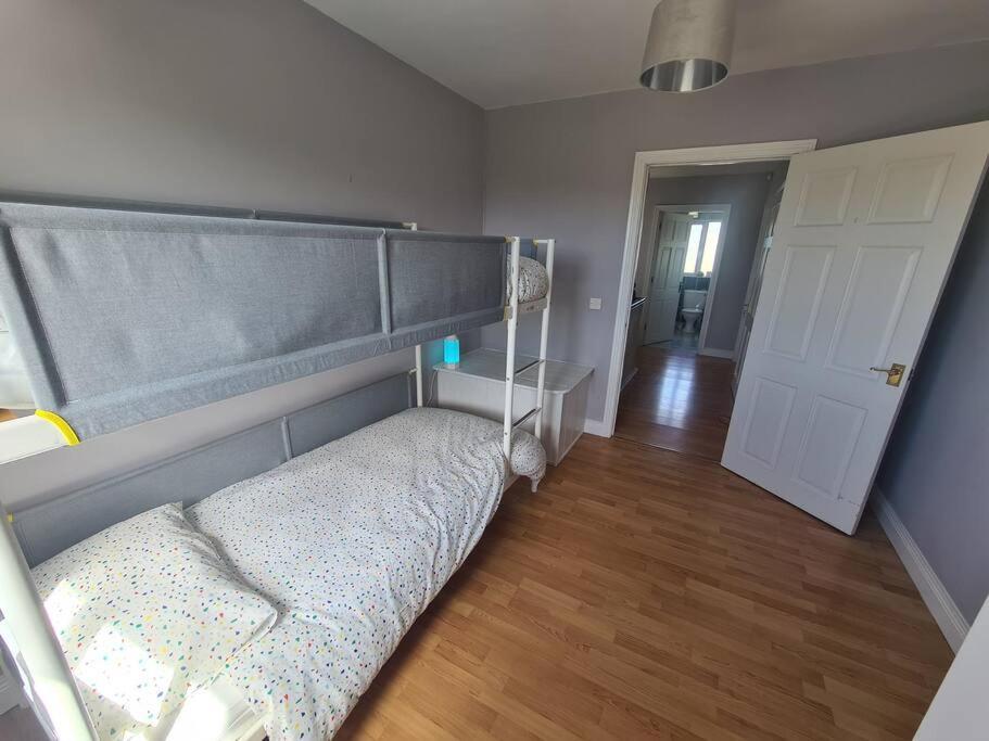 Bundoran Seaside Stays House - Wifi, Large Spacious Home Kültér fotó