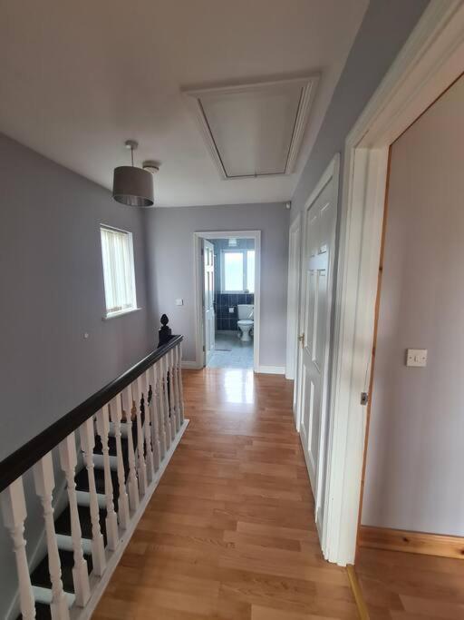 Bundoran Seaside Stays House - Wifi, Large Spacious Home Kültér fotó